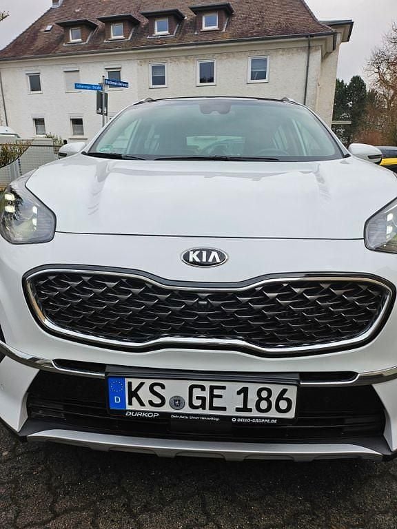 Weiß Gebraucht 2021 Kia Sportage Platinum SUV | 22.600 € (Superpreis) - Bild 1/4