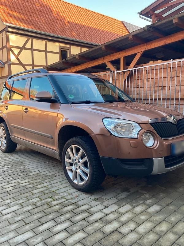Gebraucht Skoda Yeti 140 PS (102 kW) 2012 Orange SUV