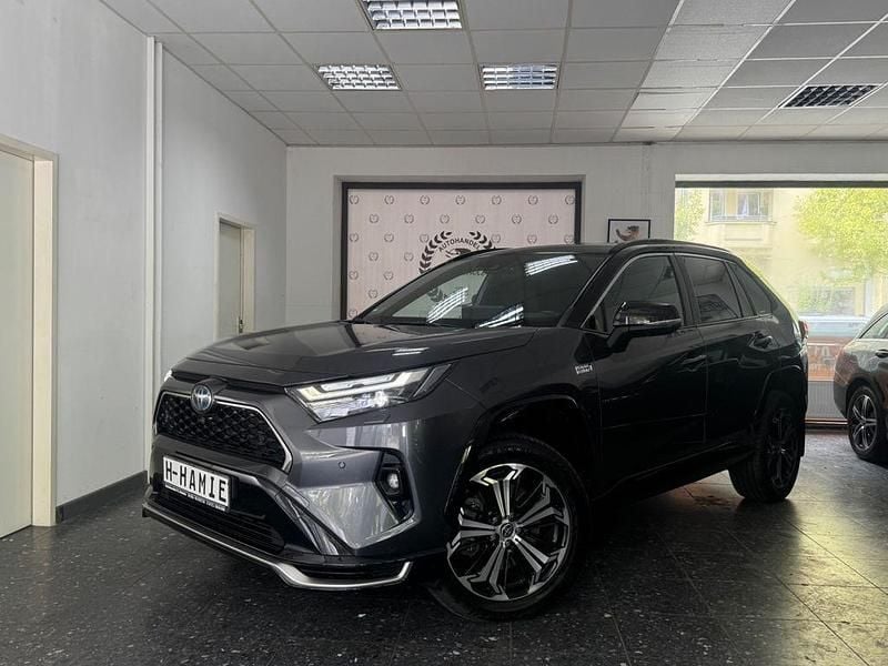 Grau Gebraucht 2023 Toyota RAV4 Hybrid Style SUV | 41.190 € (Guter Preis) - Bild 1/4