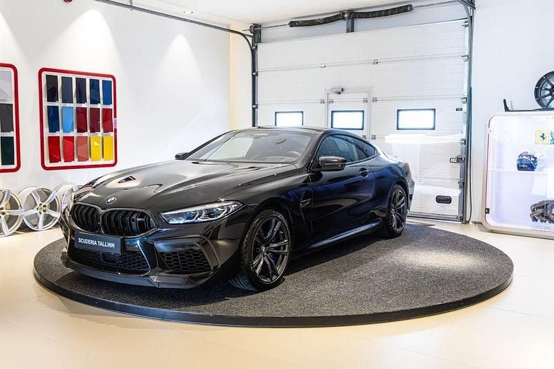 Schwarz Gebraucht 2022 BMW M8 Competition Edition Coupé | 91.000 € (Superpreis) - Bild 1/4
