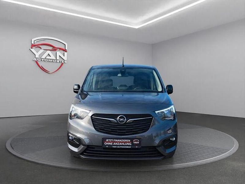 Gebraucht Opel Combo Life 131 PS (96 kW) 2022 Grau Limousine