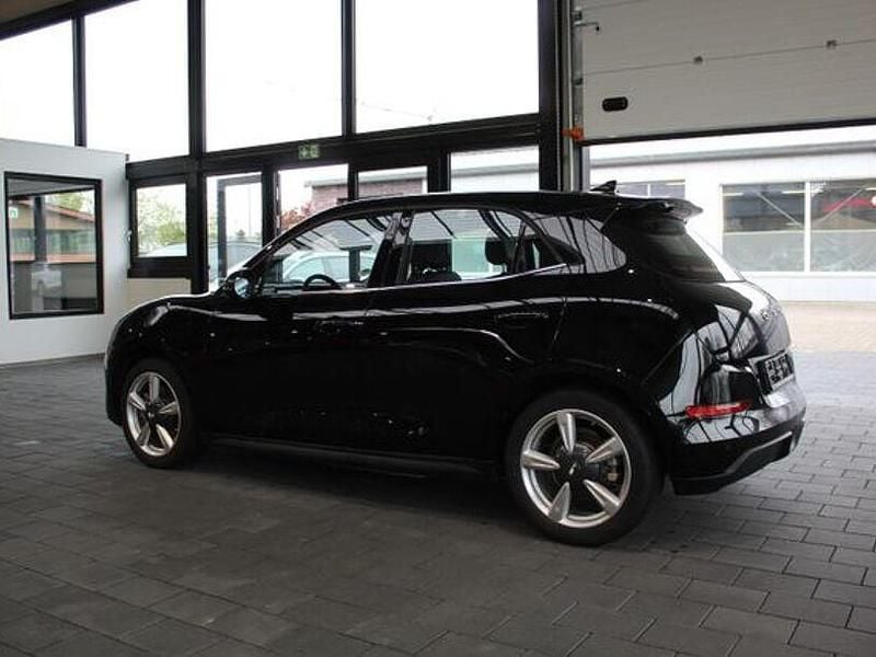 Second-hand Ora 03 125 kW (171 CP) 2023 Negru Hatchback