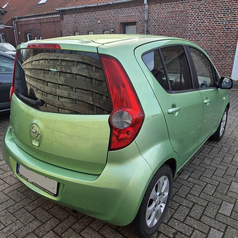 Gebraucht Opel Agila 65 PS (47 kW) 2008 Grün Kleinwagen