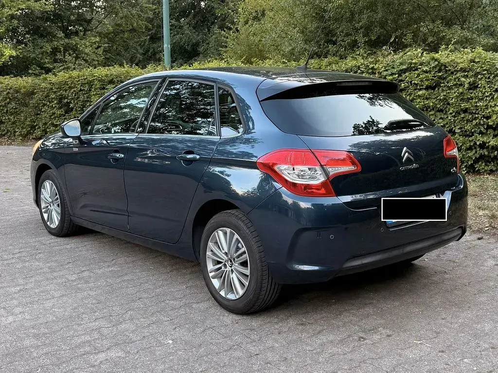 Gebraucht Citroën C4 Tendance 111 PS (81 kW) 2011 Blau Limousine