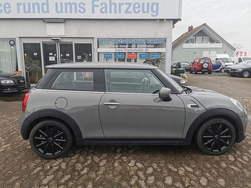 Gebraucht Mini ONE 102 PS (75 kW) 2020 Grau Kleinwagen