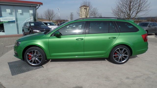 Gebraucht Skoda Octavia RS 184 PS (135 kW) 2016 Grün metallic Kombi