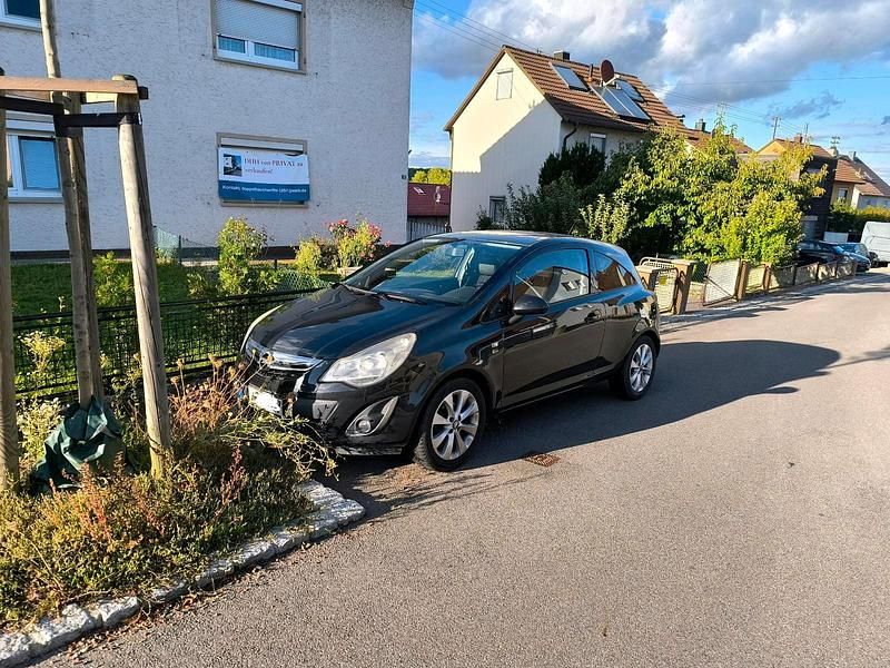 Schwarz Gebraucht 2012 Opel Corsa Kleinwagen | 1.700 € (Guter Preis) - Bild 1/4
