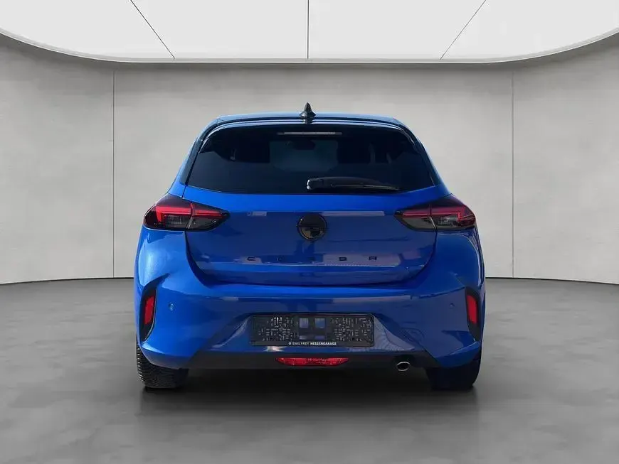Gebraucht Opel Corsa 101 PS (74 kW) 2025 Voltaik blau metallic Kleinwagen