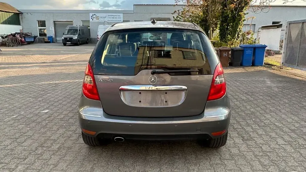 Gebraucht Mercedes A150 Avantgarde 95 PS (69 kW) 2008 Grau Limousine