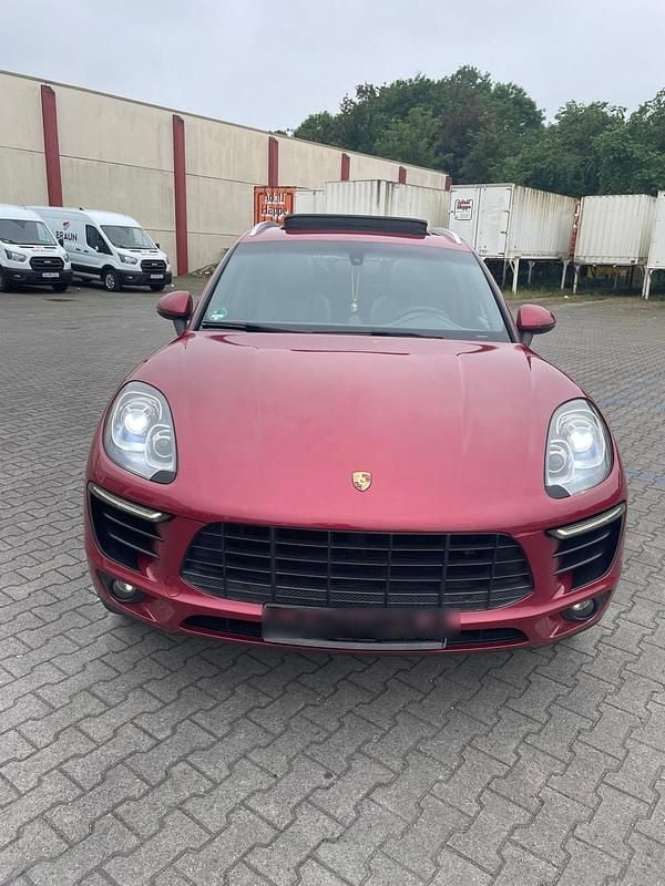 Gebraucht Porsche Macan 360 PS (264 kW) 2015 Rot SUV