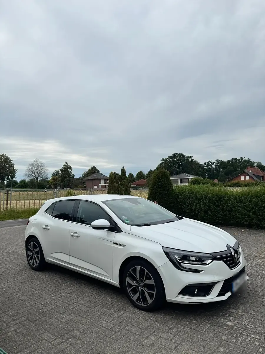 Gebraucht Renault Mégane III Bose Edition 130 PS (95 kW) 2016 Limousine