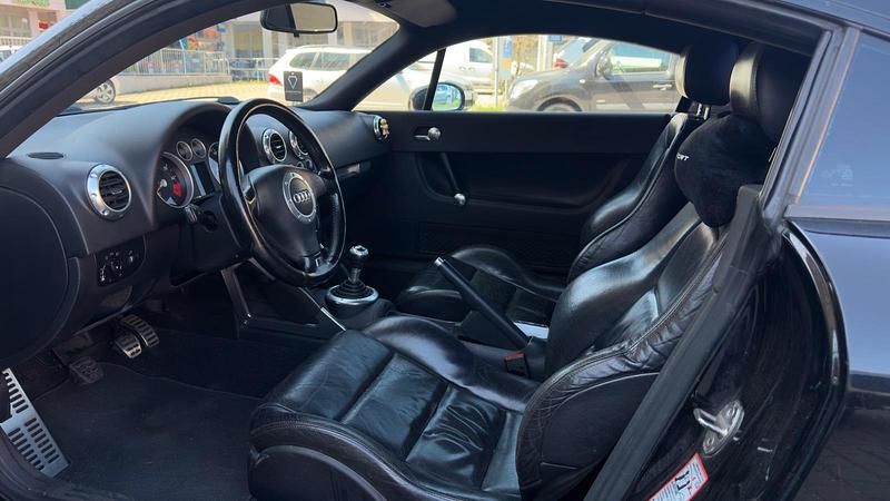 Second-hand Audi TT 180 CP (132 kW) 2000 Coupe