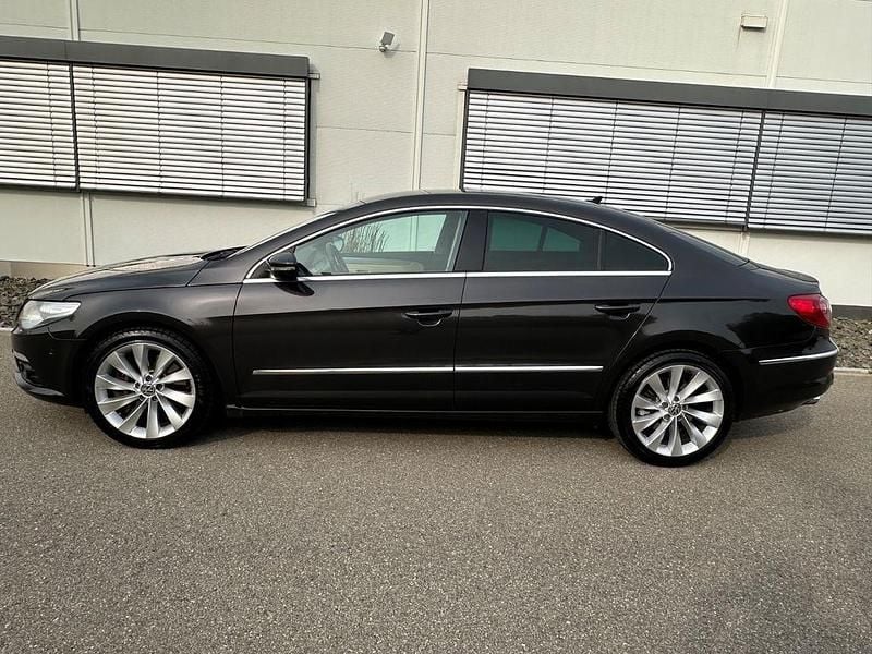 Gebraucht VW Passat Exclusive 299 PS (219 kW) 2010 Braun Limousine