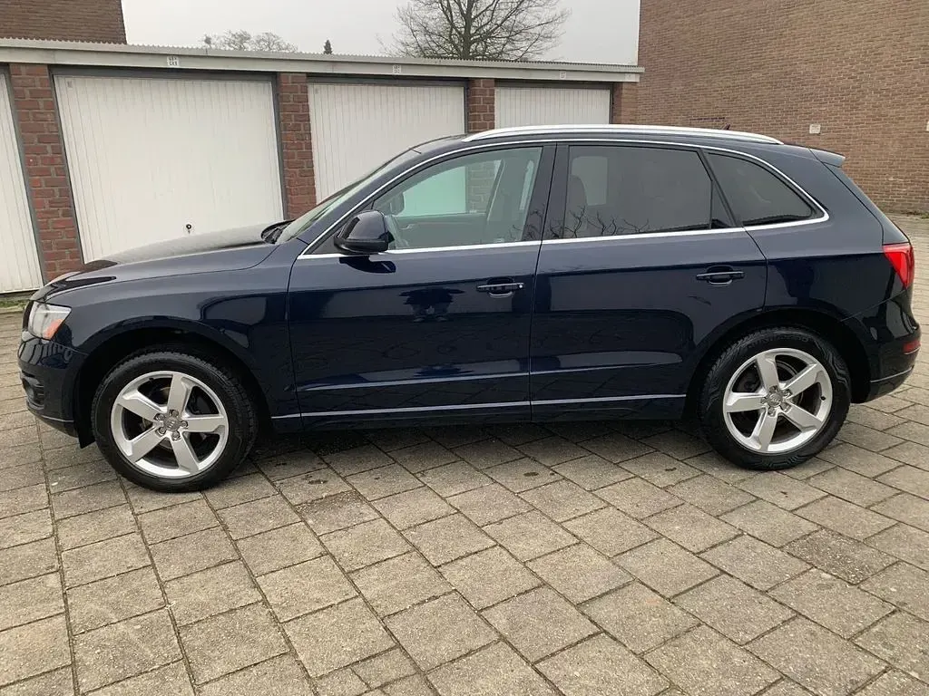 Używany Audi Q5 271 KM (199 kW) 2009 Niebieski SUV