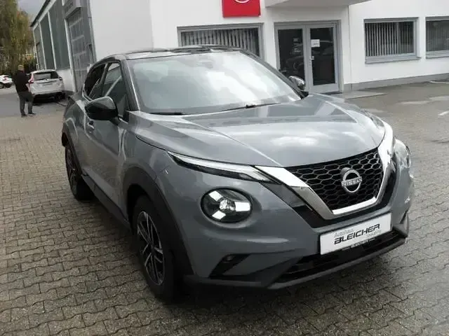 Gebraucht Nissan Juke N-Connecta 114 PS (83 kW) 2025 Grau SUV