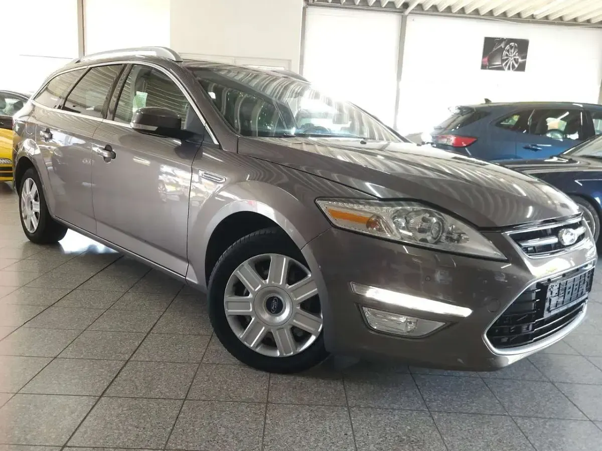 Gebraucht Ford Mondeo Titanium 203 PS (149 kW) 2012 Braun Kombi
