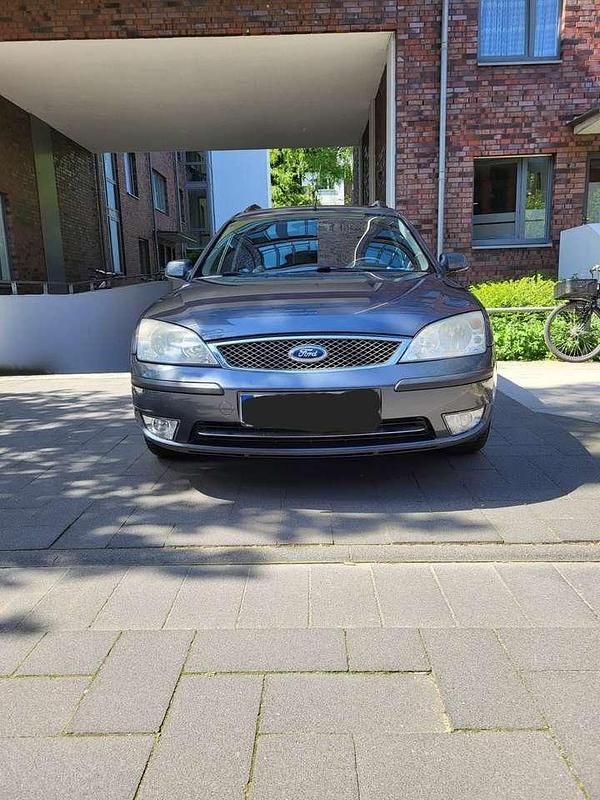 Gebraucht Ford Mondeo Ghia 131 PS (96 kW) 2007 Grau Kombi