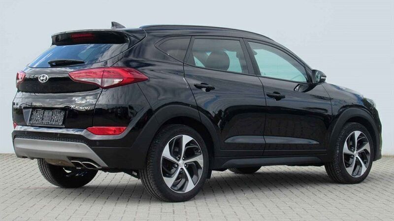 Gebraucht Hyundai Tucson 177 PS (130 kW) 2018 Schwarz / phantomschwarz / metallic SUV