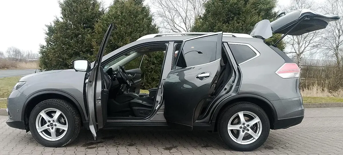 Gebraucht Nissan X-Trail Tekna 131 PS (96 kW) 2017 Grau SUV
