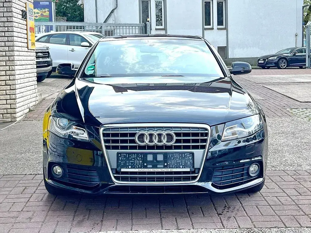 Gebraucht Audi A4 Ambiente 120 PS (88 kW) 2011 Schwarz Limousine