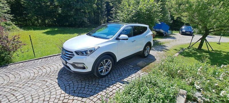 Weiß Gebraucht 2018 Hyundai Santa Fe SUV | 22.900 € (Fairer Preis) - Bild 1/4