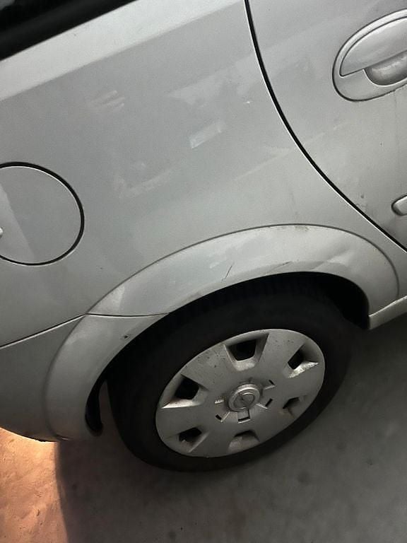 Gebraucht Opel Meriva Edition 105 PS (77 kW) 2009 Van / Kleinbus