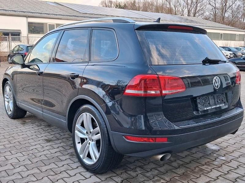 Gebraucht VW Touareg 245 PS (180 kW) 2012 Deep black perleffekt SUV