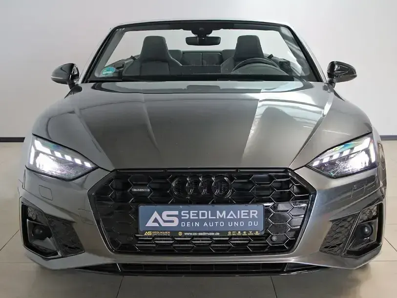 Gebraucht Audi A5 S-Line 2024 Grau Cabrio