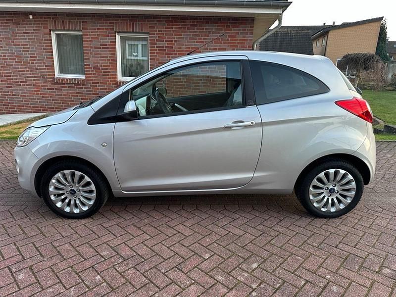Gebraucht Ford Ka Titanium 69 PS (50 kW) 2009 Silber Kleinwagen