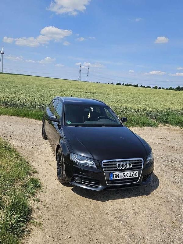Schwarz Gebraucht 2010 Audi A4 Ambition Kombi | 8.500 € (Fairer Preis) - Bild 1/4