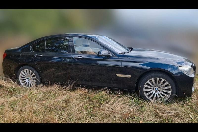 Gebraucht BMW 730L 245 PS (180 kW) 2009 Schwarz Limousine