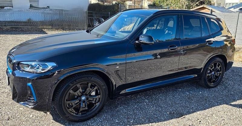 Gebraucht BMW iX3 Impressive 210 kW (286 PS) 2024 Schwarz SUV