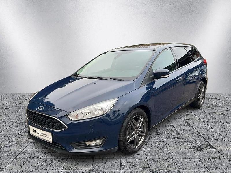 Gebraucht Ford Focus Trend 101 PS (74 kW) 2017 Blau Kombi