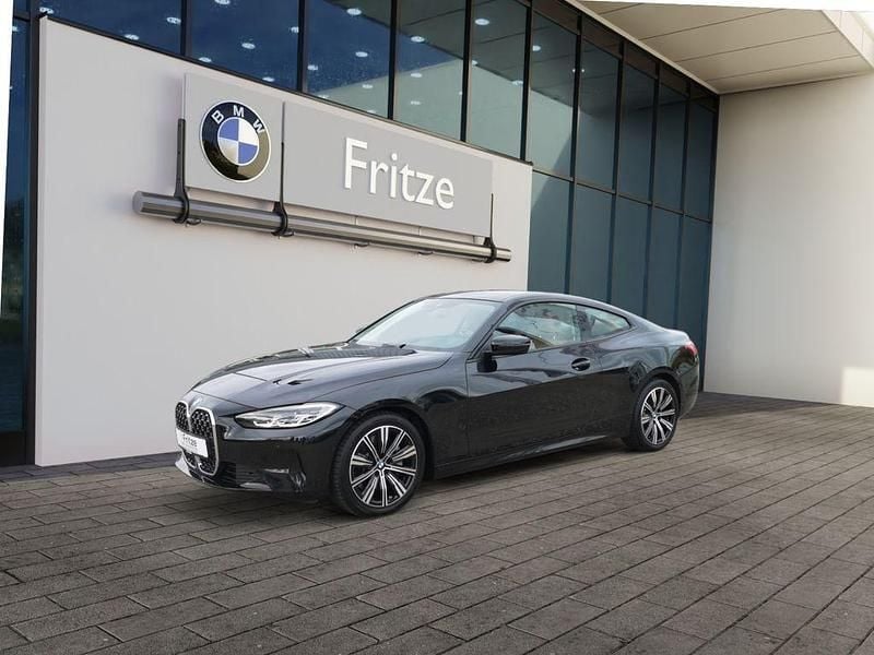 Schwarz Gebraucht 2021 BMW 430 Sport Line Coupé | 40.990 € (Superpreis) - Bild 1/4