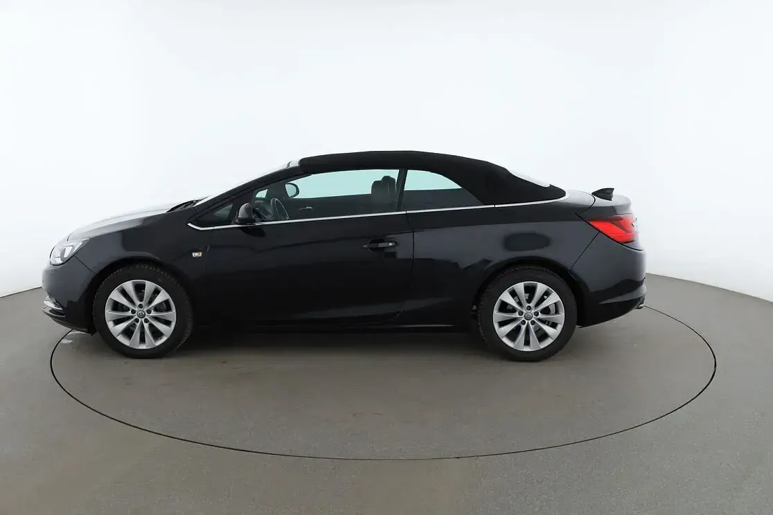 Gebraucht Opel Cascada Innovation 140 PS (102 kW) 2016 Schwarz Cabrio