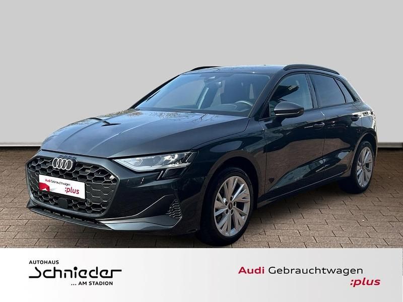 Gebraucht Audi A3 Sport 116 PS (85 kW) 2025 Grau Limousine