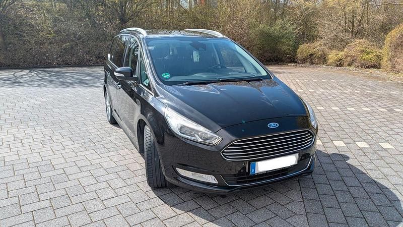 Gebraucht Ford Galaxy 211 PS (155 kW) 2015 Schwarz Van / Kleinbus