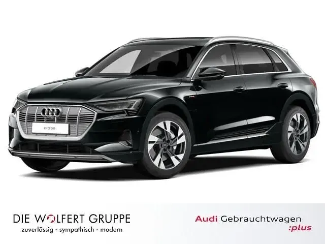 Gebraucht Audi e-tron Ambiente 300 kW (408 PS) 2022 Mythosschwarz metallic SUV