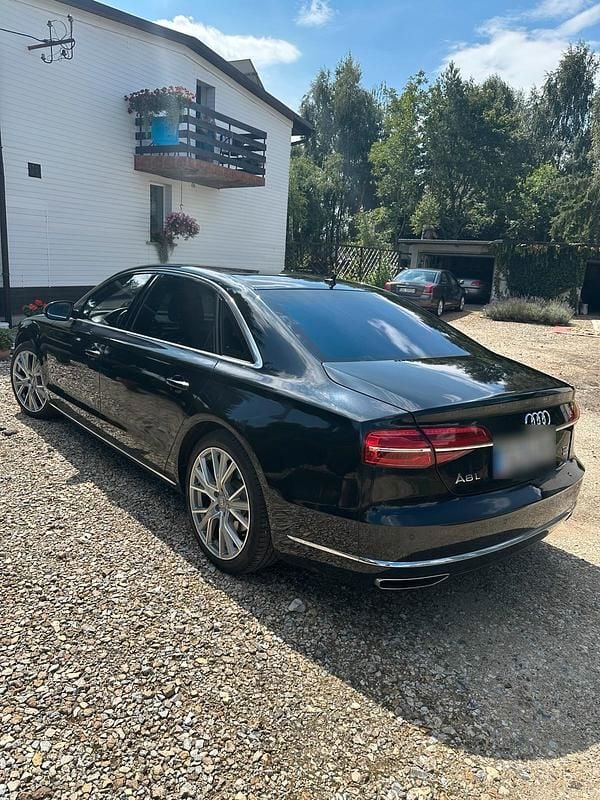 Gebraucht Audi A8L 250 PS (183 kW) 2014 Schwarz Limousine