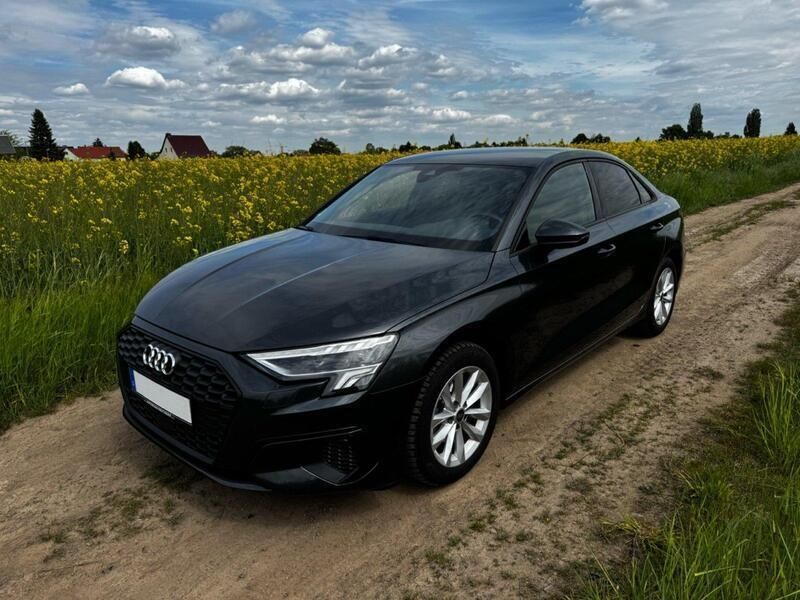 Schwarz Gebraucht 2021 Audi A3 Comfort Limousine | 26.900 € (Fairer Preis) - Bild 1/4