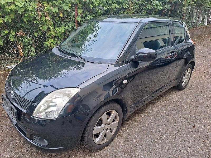 Schwarz Gebraucht 2007 Suzuki Swift Kleinwagen | 1.150 € (Guter Preis) - Bild 1/4