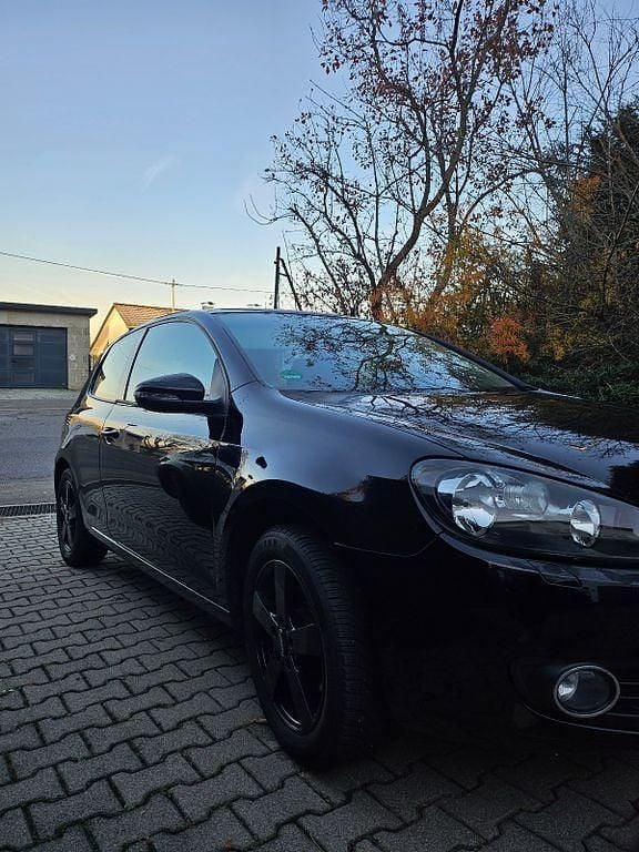 Schwarz Gebraucht 2009 VW Golf VI Team Limousine | 3.500 € (Fairer Preis) - Bild 1/4