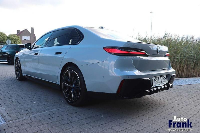 Gebraucht BMW i7 M Sport 400 kW (544 PS) 2024 Grau Limousine