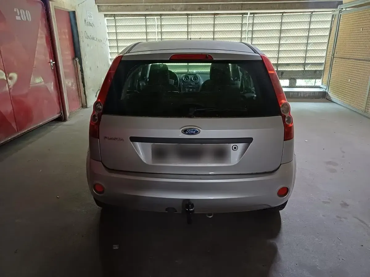 Gebraucht Ford Fiesta 80 PS (58 kW) 2007 Silber Kleinwagen