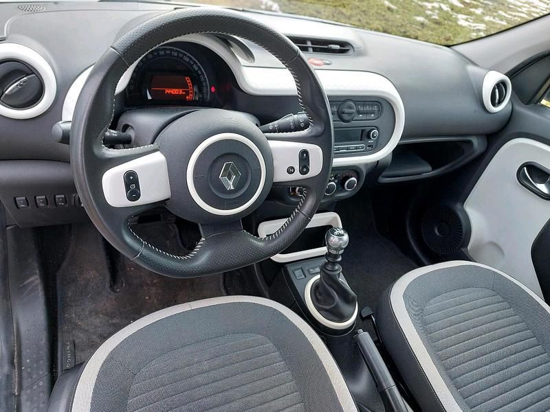 Gebraucht Renault Twingo 90 PS (66 kW) 2015 Weiß Kleinwagen