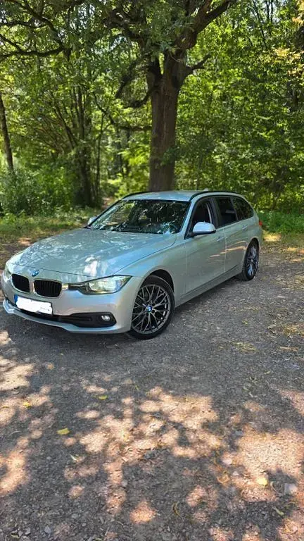 Gebraucht BMW 318 150 PS (110 kW) 2017 Silber Limousine