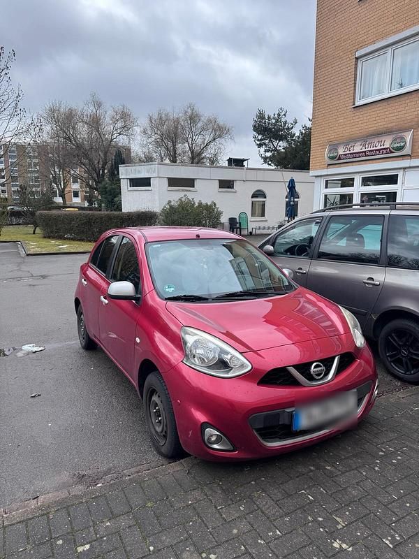 Gebraucht Nissan Micra 98 PS (72 kW) 2016 Rot Kleinwagen