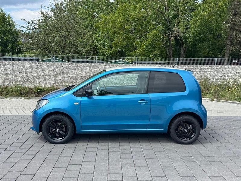Gebraucht Seat Mii Chic 75 PS (55 kW) 2017 Blau Kleinwagen
