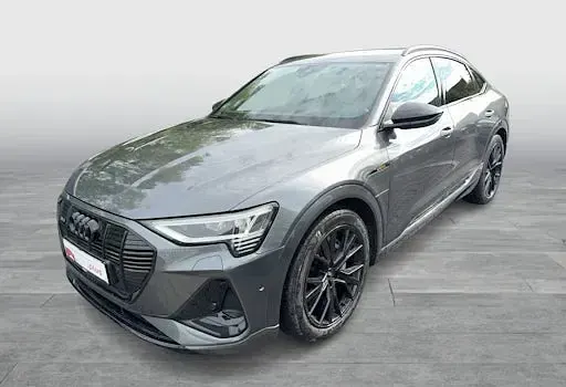Second-hand Audi Q8 Sportback e-tron S-Line 230 kW (313 CP) 2022 Gri SUV
