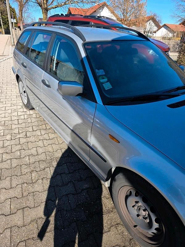 Gebraucht BMW 316 116 PS (85 kW) 2002 Grau Limousine